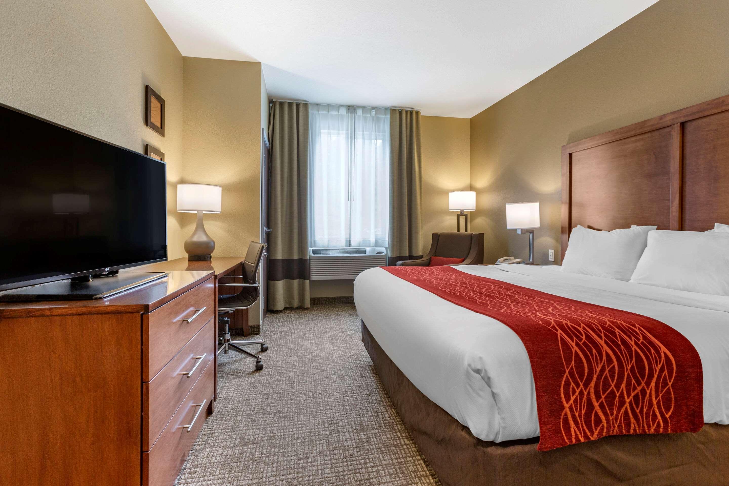 Comfort Inn & Suites Near Mt Rushmore Hill City Extérieur photo
