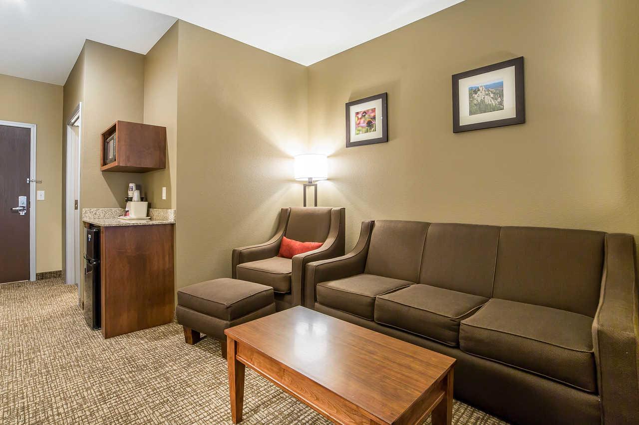 Comfort Inn & Suites Near Mt Rushmore Hill City Extérieur photo