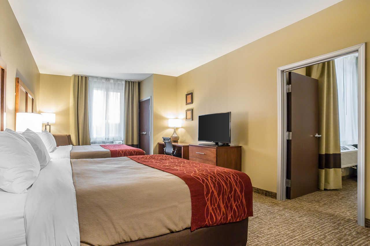 Comfort Inn & Suites Near Mt Rushmore Hill City Extérieur photo